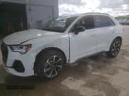 ✅ 2025 Audi Q3 S line Premium Plus • VIN: WA1EECF35S1046862 • Lot: 89723285. Wystawiony na Copart z przebiegiem 3 011 mil. Bezpłatny archiwum sprzedaży aukcyjnych z USA i szczegółowy raport historii pojazdu na DreamBid. Zdjęcie 1.