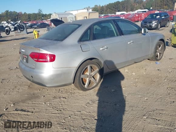 ✅ 2012 Audi A4 Premium • VIN: WAUBFAFLXCN012918 • Lot: 43541594. Wystawiony na IAAI z przebiegiem Nie podano. Bezpłatny archiwum sprzedaży aukcyjnych z USA i szczegółowy raport historii pojazdu na DreamBid. Zdjęcie 4.
