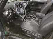 ✅ 2021 MINI Convertible Cooper • VIN: WMWWJ3C04M3N17758 • Лот: 60411294. Опубликован ранее на Copart с пробегом 3 881 миль. Бесплатный доступ к архиву аукционных продаж из США и подробный отчёт об истории автомобиля на DreamBid. Изображение 7.