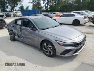 2025 Hyundai Elantra Limited z VIN KMHLN4DJ1SU162655, wystawiony jako Copart lot #80559115 z przebiegiem 6 599 mil mil oraz Szkoda całkowita • Salvage title. Historia ofert i sprzedaży dostępna na DreamBid. Obrazek 4.