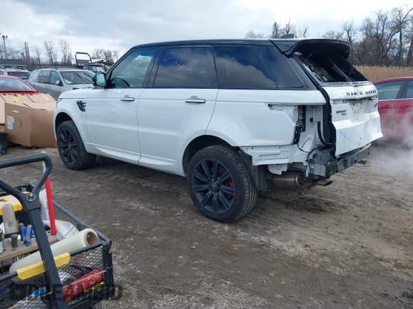✅ 2020 Land Rover Range Rover Sport HST • VIN: SALWS2RU6LA748510 • Lot: 41629098. Wystawiony na IAAI z przebiegiem 48 122 mil. Bezpłatny archiwum sprzedaży aukcyjnych z USA i szczegółowy raport historii pojazdu na DreamBid. Zdjęcie 3.