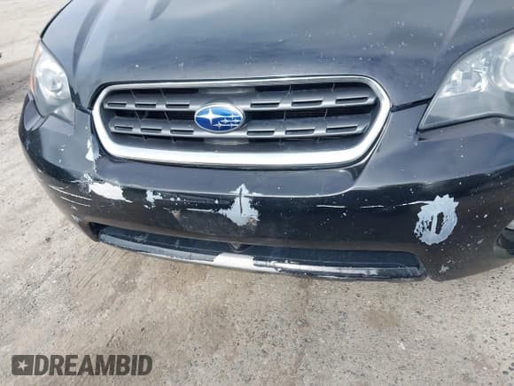 ✅ 2005 Subaru Legacy Outback L.L. Bean • VIN: 4S4BP86C754354601 • Lot: 42586795. Listed on IAAI with 207,430 mi. Free auction sales archive from the USA and detailed vehicle history report at DreamBid. Image 6.