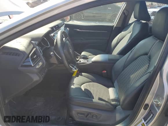 2020 Toyota Camry Hybrid SE с VIN 4T1G31AK7LU012960, выставлен на аукционе Copart как лот 83838075 с пробегом 63 019 миль миль и Списание • Salvage title. История ставок и продаж доступна на DreamBid. Изображение 7.