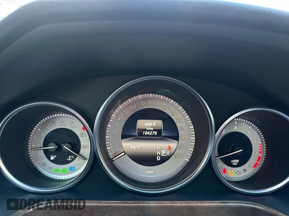 ✅ 2014 Mercedes-Benz E 350 Sport • VIN: WDDHF8JB8EA862826 • Lot: 93670605. Wystawiony na Copart z przebiegiem 184 275 mil. Bezpłatny archiwum sprzedaży aukcyjnych z USA i szczegółowy raport historii pojazdu na DreamBid. Zdjęcie 8.