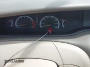 ✅ 2000 Toyota Avalon XL • VIN: 4T1BF28B7YU016818 • Lot: 42248410. Wystawiony na IAAI z przebiegiem 234 873 mil. Bezpłatny archiwum sprzedaży aukcyjnych z USA i szczegółowy raport historii pojazdu na DreamBid. Zdjęcie 7.