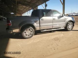 ✅ 2007 Lincoln Mark LT • VIN: 5LTPW16597FJ08451 • Lot: 91655775. Wystawiony na Copart z przebiegiem 137 004 mil. Bezpłatny archiwum sprzedaży aukcyjnych z USA i szczegółowy raport historii pojazdu na DreamBid. Zdjęcie 3.