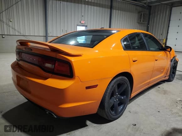 ✅ 2014 Dodge Charger RT • VIN: 2C3CDXCT6EH295287 • Lot: 90755995. Wystawiony na Copart z przebiegiem 65 850 mil. Bezpłatny archiwum sprzedaży aukcyjnych z USA i szczegółowy raport historii pojazdu na DreamBid. Zdjęcie 3.