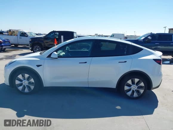 ✅ 2022 Tesla Model Y Long Range • VIN: 7SAYGDEE2NF356956 • Лот: 43450069. Опубликован ранее на IAAI с пробегом 57 188 миль. Бесплатный доступ к архиву аукционных продаж из США и подробный отчёт об истории автомобиля на DreamBid. Изображение 13.