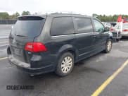 ✅ 2012 Volkswagen Routan SEL • VIN: 2C4RVACG3CR194086 • Lot: 43823780. Listed on IAAI with 113,643 mi. Free auction sales archive from the USA and detailed vehicle history report at DreamBid. Image 4.