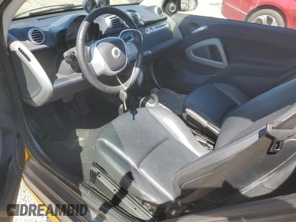 ✅ 2015 Smart fortwo • VIN: WMEEK9AA3FK828490 • Lot: 56055865. Listed on Copart with Not provided. Free auction sales archive from the USA and detailed vehicle history report at DreamBid. Image 8.