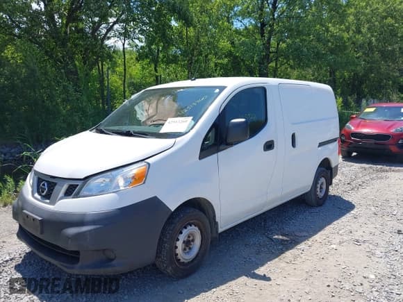 ✅ 2015 Nissan NV200 SV • VIN: 3N6CM0KN2FK691055 • Lot: 42513260. Listed on IAAI with 78,100 mi. Free auction sales archive from the USA and detailed vehicle history report at DreamBid. Image 2.