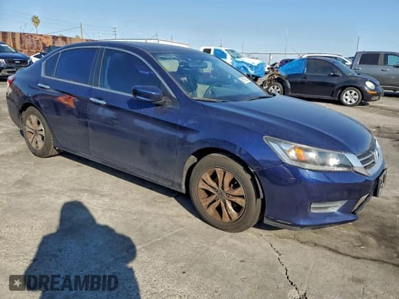 ✅ 2015 Honda Accord LX • VIN: 1HGCR2F36FA173834 • Lot: 95199555. Wystawiony na Copart z przebiegiem 143 641 mil. Bezpłatny archiwum sprzedaży aukcyjnych z USA i szczegółowy raport historii pojazdu na DreamBid. Zdjęcie 4.