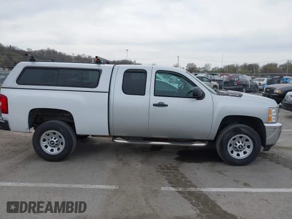 ✅ 2012 Chevrolet Silverado 2500HD LT • VIN: 1GC2KXCG5CZ331015 • Lot: 41866847. Wystawiony na IAAI z przebiegiem 165 559 mil. Bezpłatny archiwum sprzedaży aukcyjnych z USA i szczegółowy raport historii pojazdu na DreamBid. Zdjęcie 13.