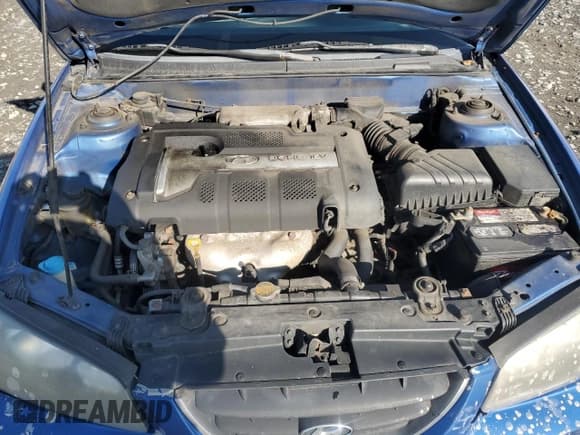 ✅ 2004 Hyundai Elantra GLS • VIN: KMHDN46D44U819950 • Lot: 51485005. Listed on Copart with 163,700 mi. Free auction sales archive from the USA and detailed vehicle history report at DreamBid. Image 11.