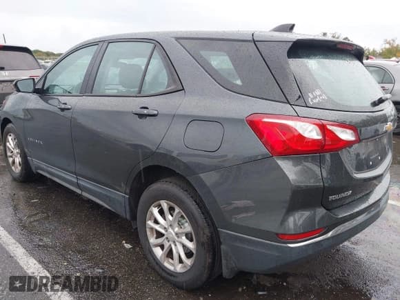 ✅ 2018 Chevrolet Equinox LS • VIN: 3GNAXHEV6JS557046 • Lot: 43391209. Wystawiony na IAAI z przebiegiem 128 769 mil. Bezpłatny archiwum sprzedaży aukcyjnych z USA i szczegółowy raport historii pojazdu na DreamBid. Zdjęcie 3.