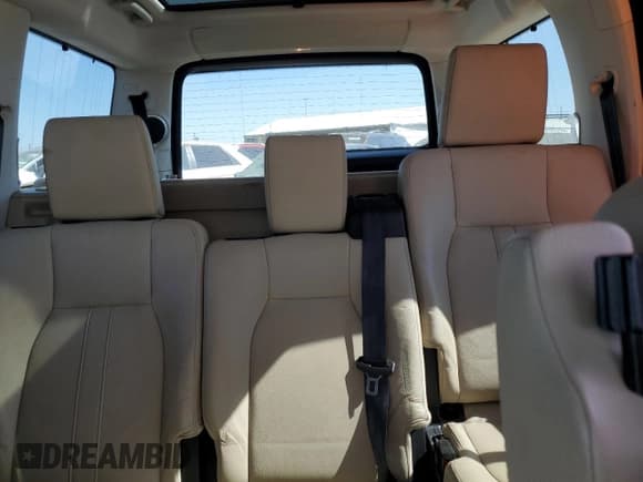 ✅ 2015 Land Rover LR4 HSE • VIN: SALAG2V66FA766044 • Lot: 73421764. Listed on Copart with 86,203 mi. Free auction sales archive from the USA and detailed vehicle history report at DreamBid. Image 10.