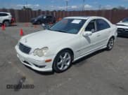 ✅ 2007 Mercedes-Benz C 230 Sport • VIN: WDBRF52H77F918808 • Lot: 41939637. Wystawiony na IAAI z przebiegiem 137 538 mil. Bezpłatny archiwum sprzedaży aukcyjnych z USA i szczegółowy raport historii pojazdu na DreamBid. Zdjęcie 2.