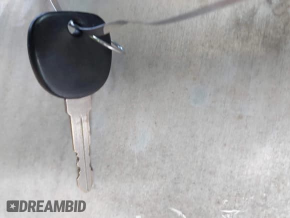 ✅ 2003 Chevrolet Silverado 1500 LS • VIN: 2GCEC19V731377080 • Лот: 43288937. Опубликован ранее на IAAI с пробегом 187 037 миль. Бесплатный доступ к архиву аукционных продаж из США и подробный отчёт об истории автомобиля на DreamBid. Изображение 11.