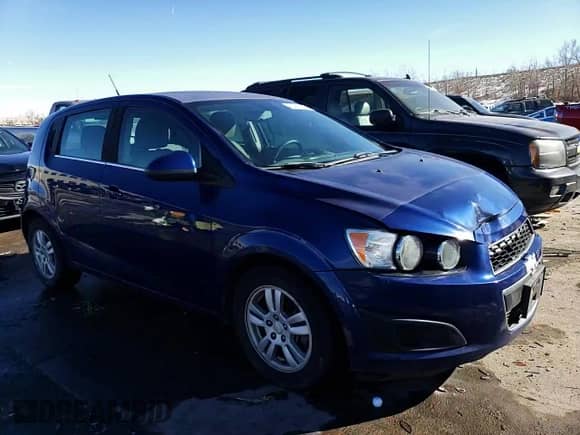 2013 Chevrolet Sonic LT с VIN 1G1JD6SH1D4213156, выставлен на аукционе Copart как лот 43438135 с пробегом 86 625 миль миль и Списание • Salvage title. История ставок и продаж доступна на DreamBid. Изображение 13.