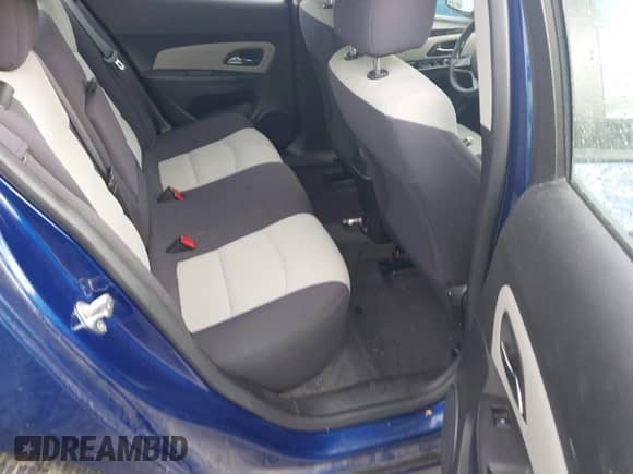 2013 Chevrolet Cruze LS с VIN 1G1PA5SG3D7258392, выставлен на аукционе IAAI как лот 43255157 с пробегом 103 184 миль миль и . История ставок и продаж доступна на DreamBid. Изображение 8.