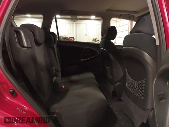 ✅ 2007 Toyota RAV4 Sport • VIN: JTMZK32V176007025 • Lot: 41958203. Listed on IAAI with 206,573 mi. Free auction sales archive from the USA and detailed vehicle history report at DreamBid. Image 8.