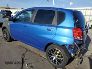 2005 Chevrolet Aveo LS с VIN KL1TD62635B435541, выставлен на аукционе Copart как лот 75822404 с пробегом 110 326 миль миль и Списание • Salvage title. История ставок и продаж доступна на DreamBid. Изображение 2.