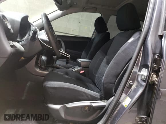 ✅ 2009 Toyota RAV4 Sport • VIN: JTMBK32V89D008625 • Lot: 61814235. Listed on Copart with 226,410 mi. Free auction sales archive from the USA and detailed vehicle history report at DreamBid. Image 7.