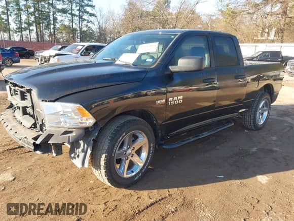 2018 Ram 1500 Tradesman z VIN 1C6RR6FT9JS171232, wystawiony jako IAAI lot #41647005 z przebiegiem 72 896 mil mil oraz . Historia ofert i sprzedaży dostępna na DreamBid. Obrazek 19.