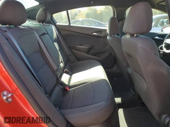 2017 Chevrolet Cruze LT z VIN 1G1BE5SM6H7233500, wystawiony jako Copart lot #89615415 z przebiegiem 92 228 mil mil oraz Szkoda całkowita • Salvage title. Historia ofert i sprzedaży dostępna na DreamBid. Obrazek 10.