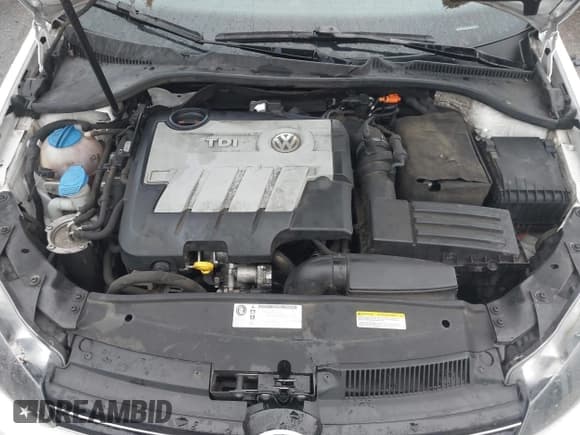 ✅ 2014 Volkswagen Jetta TDI w/Sunroof • VIN: 3VWPL7AJ8EM606329 • Lot: 43908490. Listed on IAAI with 205,317 mi. Free auction sales archive from the USA and detailed vehicle history report at DreamBid. Image 10.