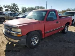 ✅ 2001 Chevrolet Silverado 1500 LS • VIN: 1GCEC14V11Z239076 • Lot: 84841134. Wystawiony na Copart z przebiegiem 103 329 mil mil. Skorzystaj z bezpłatnego archiwum sprzedaży aukcyjnych z USA i zobacz szczegółowy raport historii pojazdu na DreamBid. Zdjęcie 1.