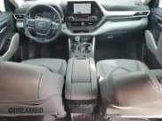 ✅ 2024 Toyota Highlander XLE • VIN: 5TDKDRAH8RS528529 • Лот: 82258745. Опубликован ранее на Copart с пробегом 15 978 миль. Бесплатный доступ к архиву аукционных продаж из США и подробный отчёт об истории автомобиля на DreamBid. Изображение 8.