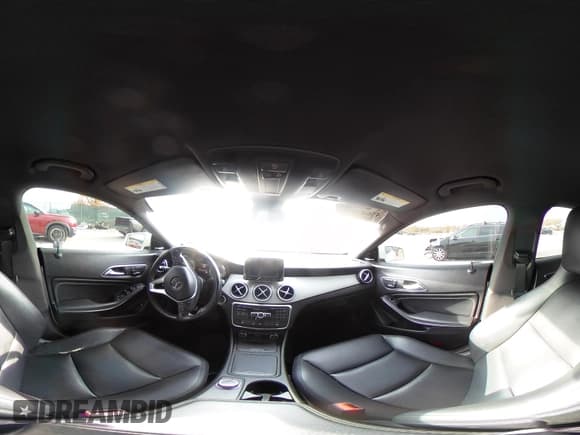 ✅ 2014 Mercedes-Benz CLA 250 • VIN: WDDSJ4EB8EN047252 • Lot: 43647957. Listed on IAAI with 84,901 mi. Free auction sales archive from the USA and detailed vehicle history report at DreamBid. Image 18.