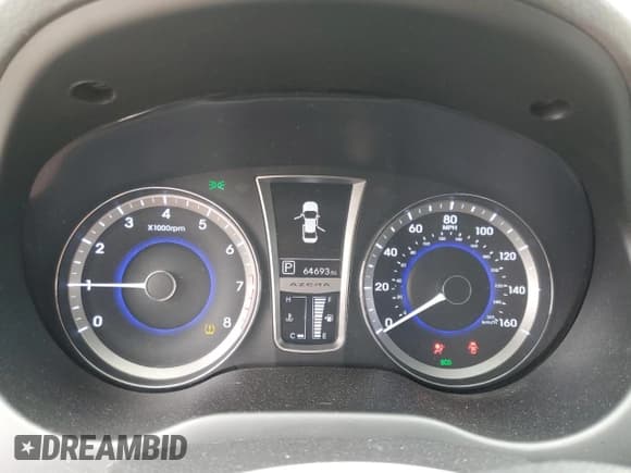 ✅ 2014 Hyundai Azera • VIN: KMHFG4JG1EA353501 • Lot: 69434545. Listed on Copart with 64,693 mi. Free auction sales archive from the USA and detailed vehicle history report at DreamBid. Image 9.