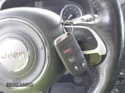 ✅ 2017 Jeep Renegade Trailhawk • VIN: ZACCJBCBXHPF69799 • Лот: 43451518. Опубликован ранее на IAAI с пробегом 66 275 миль. Бесплатный доступ к архиву аукционных продаж из США и подробный отчёт об истории автомобиля на DreamBid. Изображение 11.