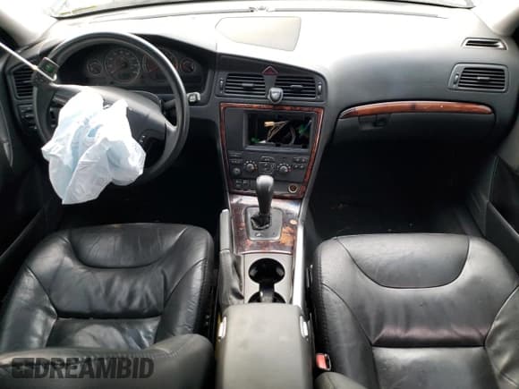 ✅ 2006 Volvo XC70 • VIN: YV4SZ592861231910 • Lot: 92790175. Wystawiony na Copart z przebiegiem 196 146 mil. Bezpłatny archiwum sprzedaży aukcyjnych z USA i szczegółowy raport historii pojazdu na DreamBid. Zdjęcie 8.