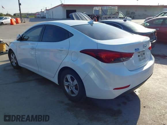 ✅ 2015 Hyundai Elantra SE • VIN: 5NPDH4AE1FH577661 • Lot: 43659649. Listed on IAAI with 199,883 mi. Free auction sales archive from the USA and detailed vehicle history report at DreamBid. Image 3.