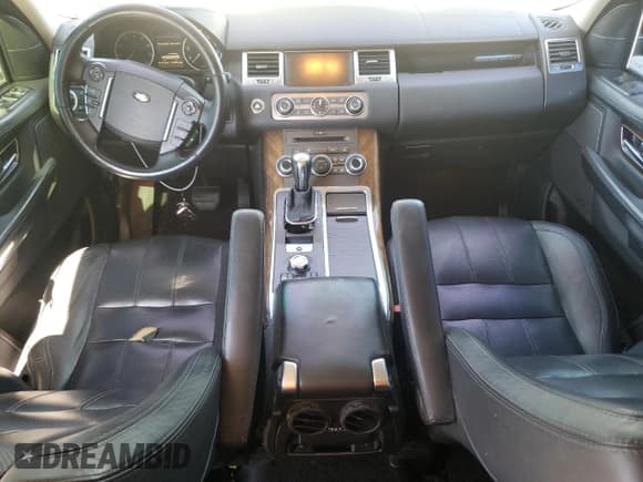 ✅ 2010 Land Rover Range Rover Sport HSE Lux • VIN: SALSK2D42AA256866 • Лот: 85919285. Опубликован ранее на Copart с пробегом 179 692 миль. Бесплатный доступ к архиву аукционных продаж из США и подробный отчёт об истории автомобиля на DreamBid. Изображение 8.