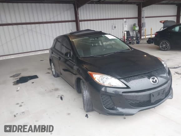✅ 2012 Mazda 3 i Grand Touring • VIN: JM1BL1M82C1638304 • Lot: 41961638. Listed on IAAI with 110,321 mi. Free auction sales archive from the USA and detailed vehicle history report at DreamBid. Image 1.