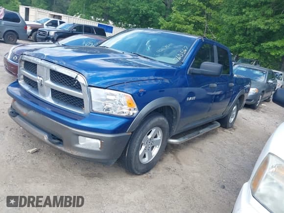 ✅ 2009 Dodge 1500 SLT • VIN: 1D3HB13P89S760567 • Lot: 42138541. Wystawiony na IAAI z przebiegiem 516 042 mil. Bezpłatny archiwum sprzedaży aukcyjnych z USA i szczegółowy raport historii pojazdu na DreamBid. Zdjęcie 2.