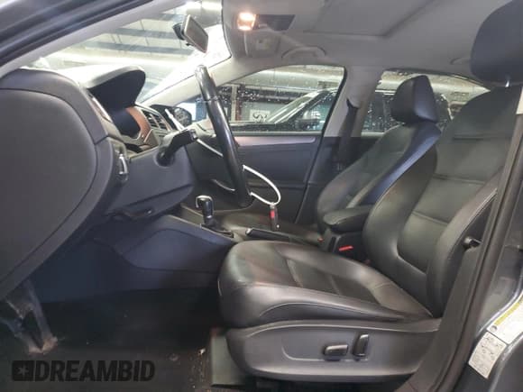 ✅ 2013 Volkswagen Jetta TDI w/Premium • VIN: 3VWLL7AJ0DM385046 • Lot: 55612265. Listed on Copart with 115,955 mi. Free auction sales archive from the USA and detailed vehicle history report at DreamBid. Image 7.