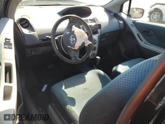 ✅ 2008 Toyota Yaris • VIN: JTDJT923785196590 • Лот: 82314655. Опубликован ранее на Copart с пробегом 163 055 миль. Бесплатный доступ к архиву аукционных продаж из США и подробный отчёт об истории автомобиля на DreamBid. Изображение 8.