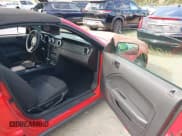 ✅ 2007 Ford Mustang Deluxe • VIN: 1ZVFT84N475327923 • Lot: 43441133. Listed on IAAI with 86,635 mi. Free auction sales archive from the USA and detailed vehicle history report at DreamBid. Image 5.