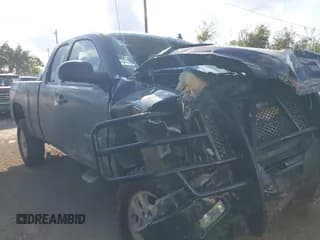 ✅ 2013 Chevrolet Silverado 2500HD LT • VIN: 1GC2KXCG3DZ200604 • Лот: 43310373. Опубликован ранее на IAAI с пробегом Не указан. Бесплатный доступ к архиву аукционных продаж из США и подробный отчёт об истории автомобиля на DreamBid. Изображение 1.