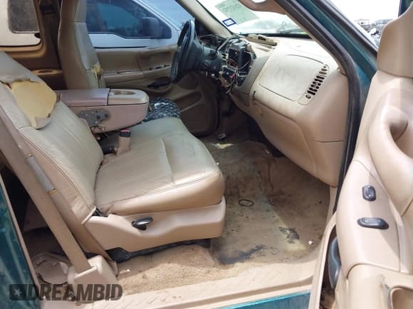 ✅ 1997 Ford F-150 • VIN: 1FTDX1761VKD08304 • Lot: 42643750. Listed on IAAI with 126,247 mi. Free auction sales archive from the USA and detailed vehicle history report at DreamBid. Image 5.