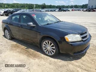 ✅ 2014 Dodge Avenger SE • VIN: 1C3CDZAB0EN221098 • Лот: 62563084. Опубликован ранее на Copart с пробегом Не указан. Бесплатный доступ к архиву аукционных продаж из США и подробный отчёт об истории автомобиля на DreamBid. Изображение 4.