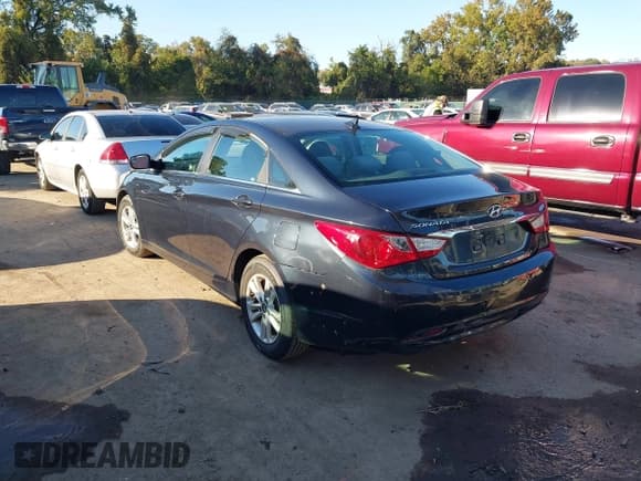 ✅ 2012 Hyundai Sonata GLS • VIN: 5NPEB4AC9CH472754 • Лот: 43407147. Опубликован ранее на IAAI с пробегом 245 579 миль. Бесплатный доступ к архиву аукционных продаж из США и подробный отчёт об истории автомобиля на DreamBid. Изображение 3.