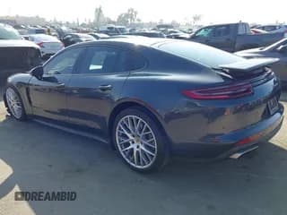 ✅ 2017 Porsche Panamera • VIN: WP0AA2A72HL100409 • Lot: 43549549. Wystawiony na IAAI z przebiegiem 68 366 mil. Bezpłatny archiwum sprzedaży aukcyjnych z USA i szczegółowy raport historii pojazdu na DreamBid. Zdjęcie 3.