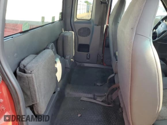 ✅ 2001 Ford Ranger XLT Appearance • VIN: 1FTYR14E01PB72994 • Лот: 58621745. Опубликован ранее на Copart с пробегом 217 050 миль. Бесплатный доступ к архиву аукционных продаж из США и подробный отчёт об истории автомобиля на DreamBid. Изображение 10.