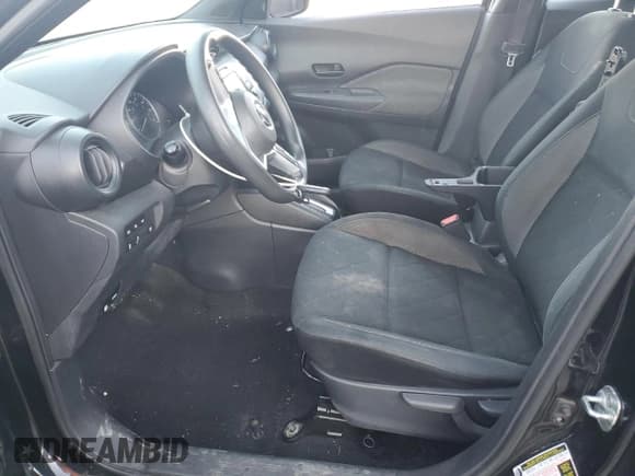 ✅ 2020 Nissan Kicks S • VIN: 3N1CP5BVXLL567597 • Lot: 91438255. Wystawiony na Copart z przebiegiem 121 498 mil. Bezpłatny archiwum sprzedaży aukcyjnych z USA i szczegółowy raport historii pojazdu na DreamBid. Zdjęcie 7.